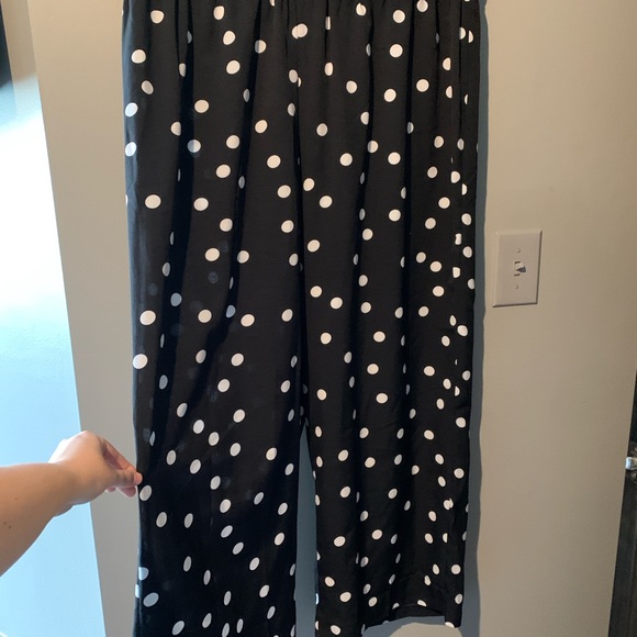 You offer will be accepted! Polka Dot Pants 🖤 - Picture 6 of 6